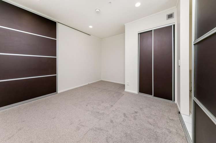 5p/16 Burton Street Grafton_11