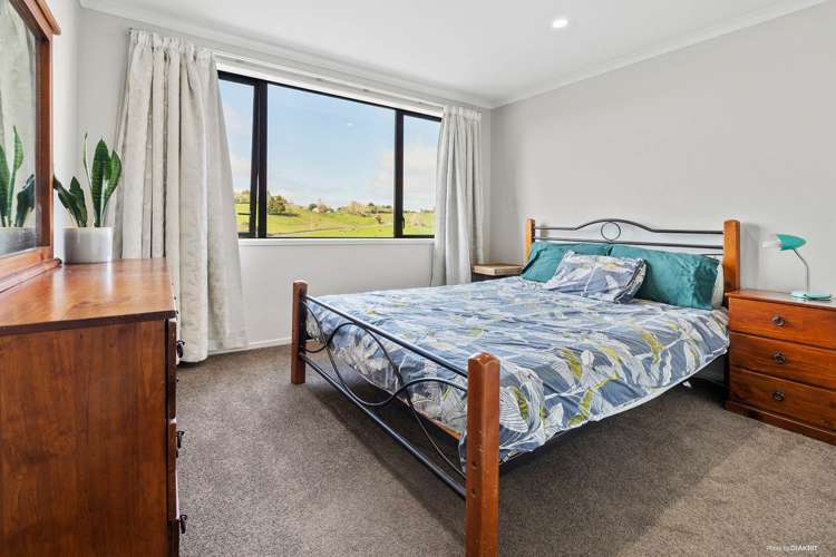 26 Gillespie Road Hunua_12