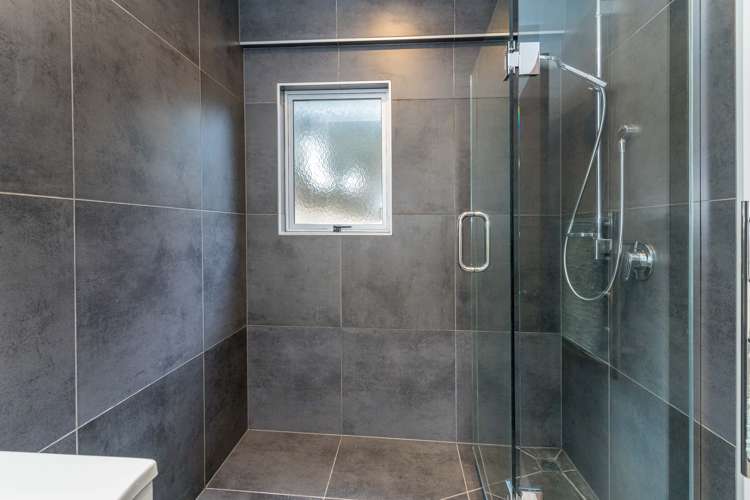 5 Clyde Street Mosgiel_18