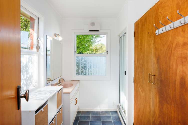 35 Makino Road Feilding_24