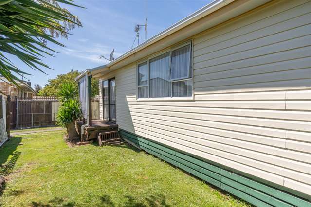 213b Tuhikaramea Road Dinsdale_1