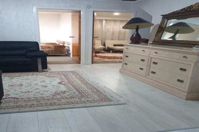 Private Self-Contained Ground-Floor Unit