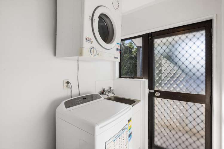 56 Heron Avenue East Matua_11