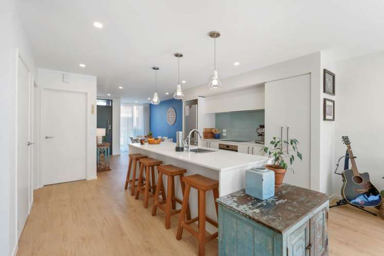 52 Ninth View Avenue Beachlands_11