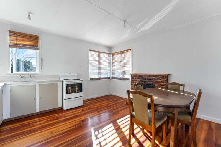 12 Burns Street Tawhero_8