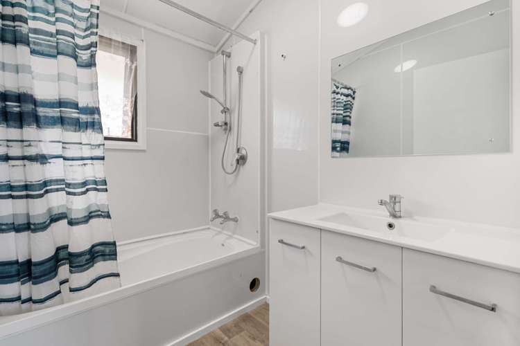 12b Robin Street Selwyn Heights_9