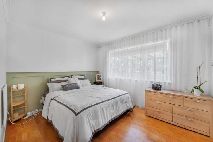 11 Alexander Crescent Otara_8