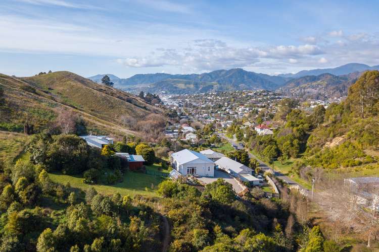 126 Emano Street Toi Toi_15