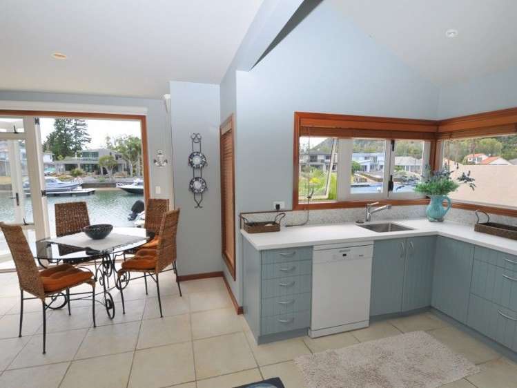 116 Motu Capri Pauanui_11