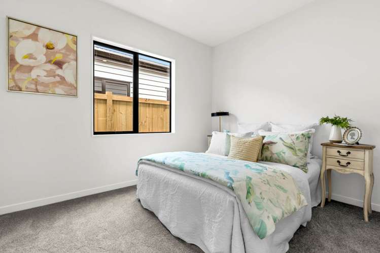 30 Furlough Road Opaheke_17