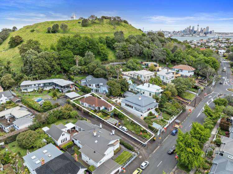 14 Albert Road Devonport_24