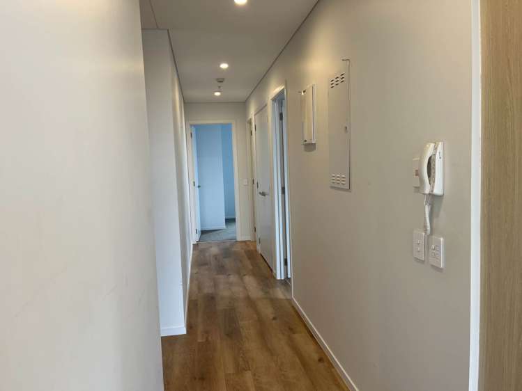 302/4 Rauroa Lane Hobsonville_6