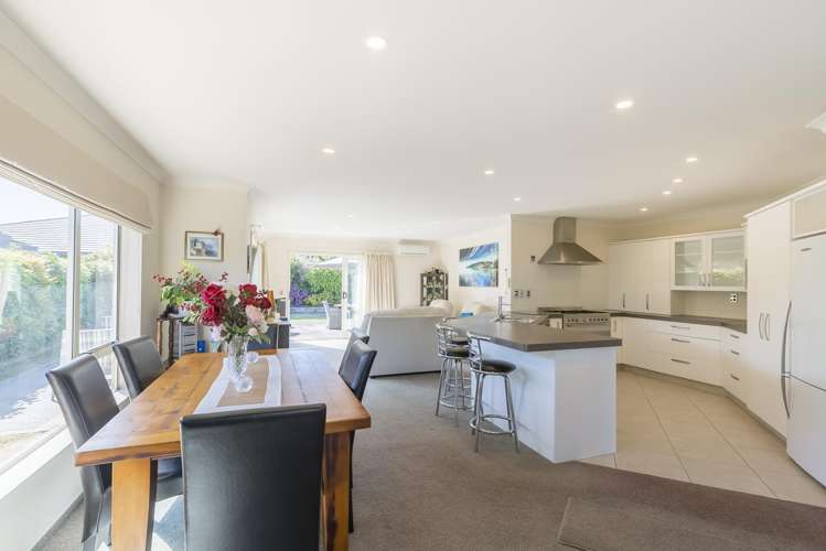 145 Milne Drive Paraparaumu_8