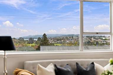 2/25 Cormack Street_3