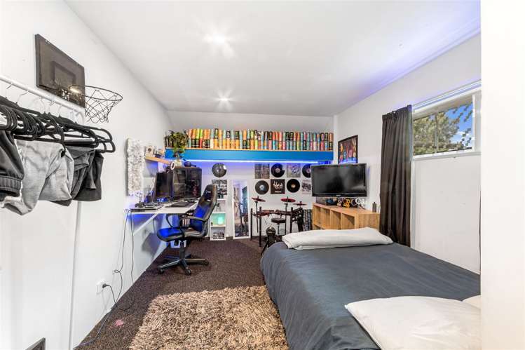 16 Pepperwood Place Shirley_11