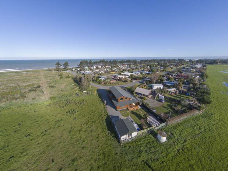 60 Grierson Avenue Amberley_2