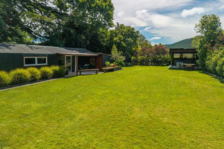 147 Whitby Road Wakefield_1