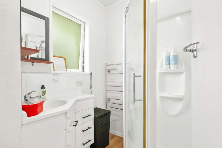 7 Lorna Place Brookfield_9