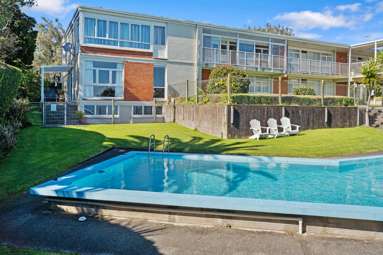 12/12 Crescent Road_2