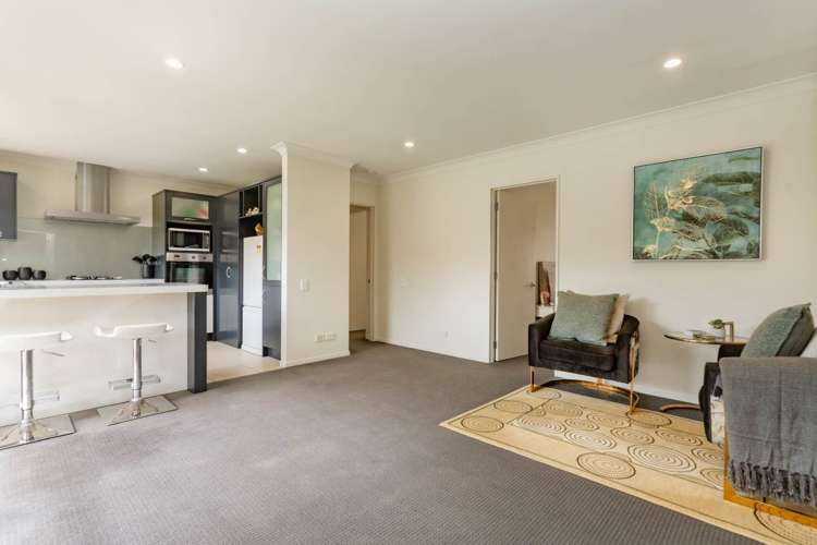 11 Aberdeen Crescent Wattle Downs_6