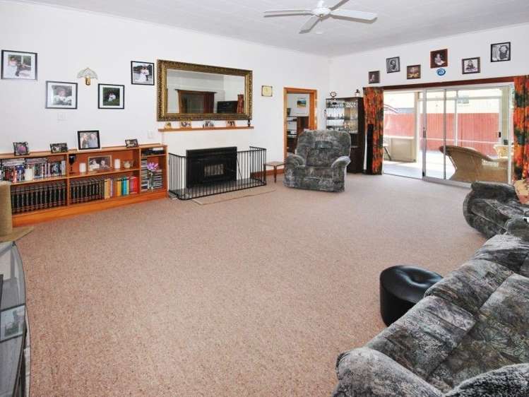 36a Lincoln Road Carterton_7