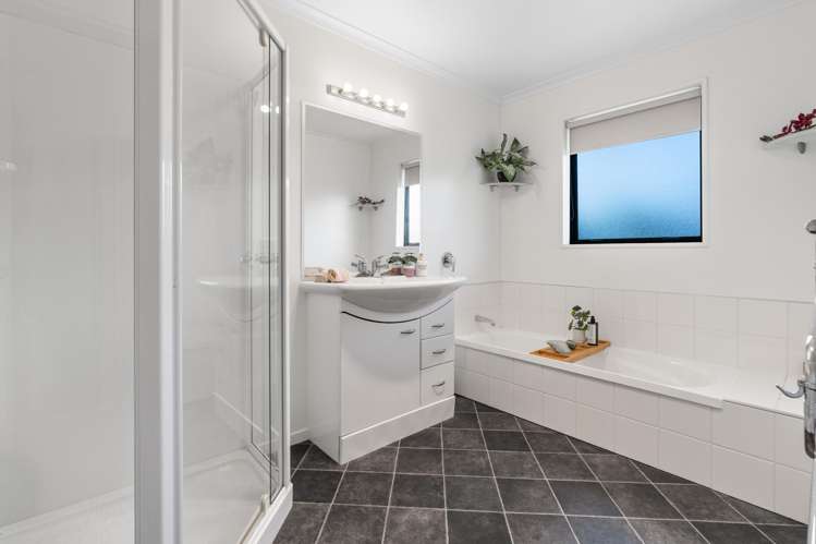 9 Irwin Logan Drive Mosgiel_33