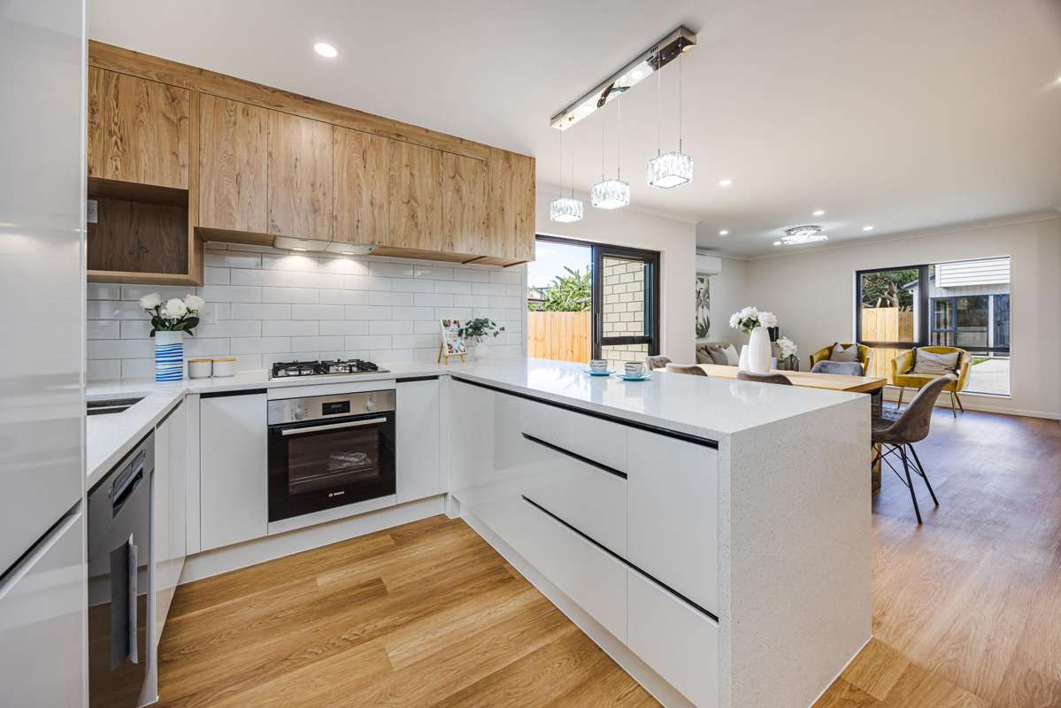 16C Friesian Drive_2