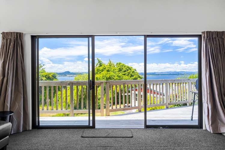 17 Besley Place Acacia Bay_4