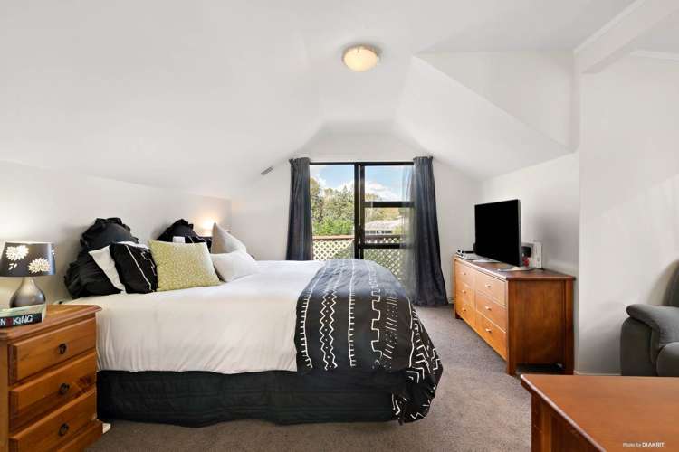 11 Tanglewood Place Cockle Bay_11