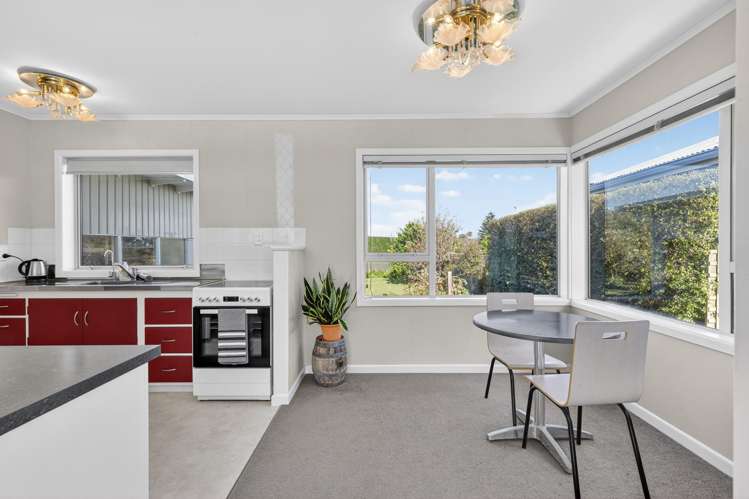 8 Churchill Avenue_5