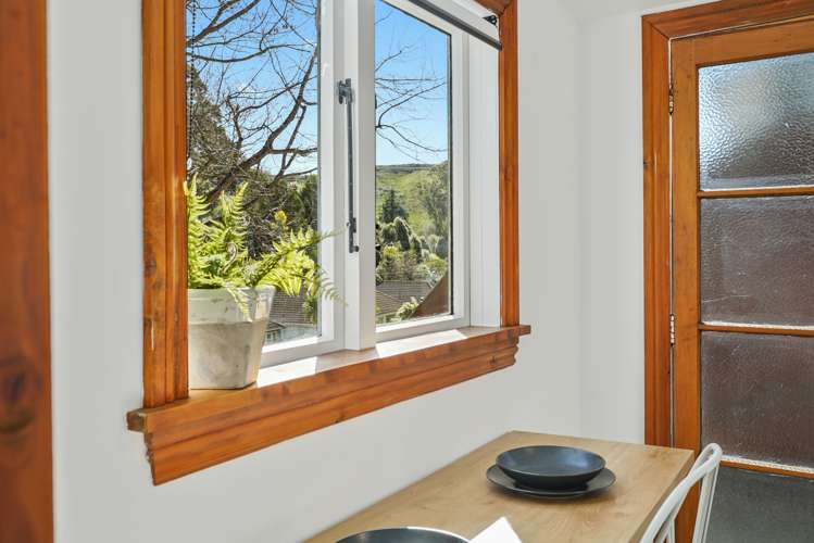 53 Murphy Street Toi Toi_7