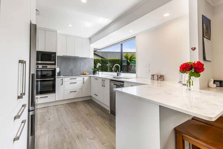 25 Suncrest Drive West Harbour_9