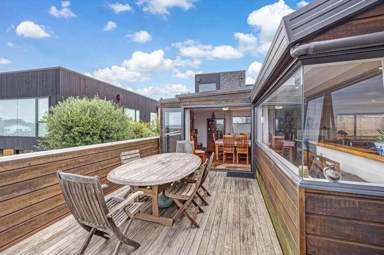 1/11 Bernleigh Terrace West Harbour_8