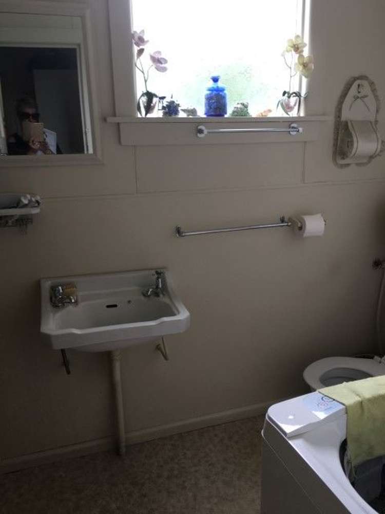 43 Chapel Street Greymouth_9