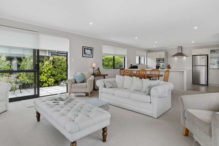 9 Vista Close_0
