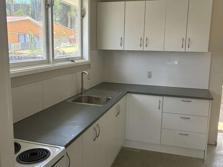 16 Rapson Road 10693_1