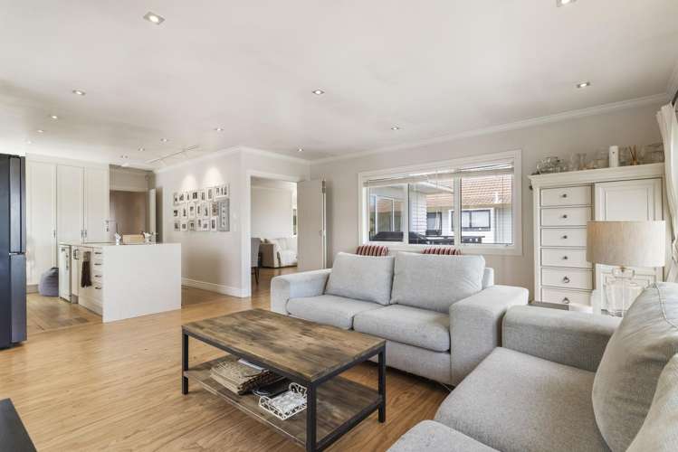 249 Hobsonville Road Hobsonville_16