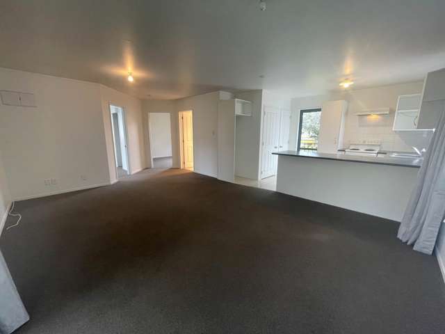22A Newland Grove Henderson_2