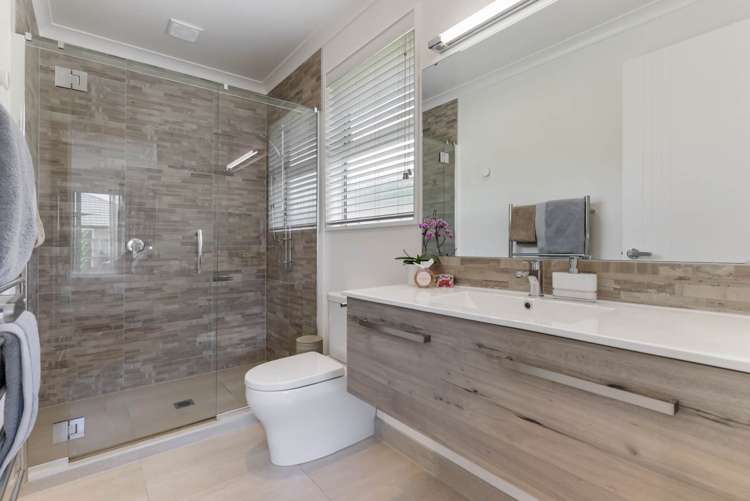 17 Lydiard Place Beachlands_19