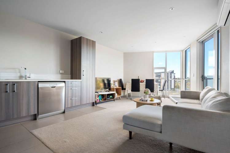 402/1 Rose Garden Lane Albany_2