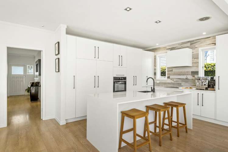 30 Warwick Avenue Westmere_13