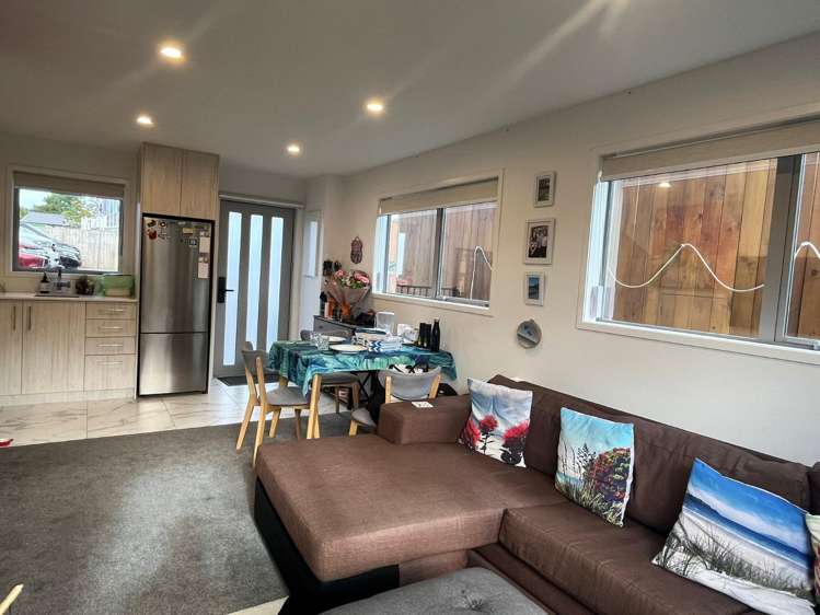 7/42 Kaikoura Street Henderson_8