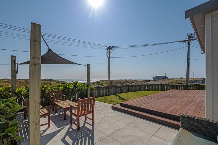 20 Ocean Beach Street Foxton Beach_0