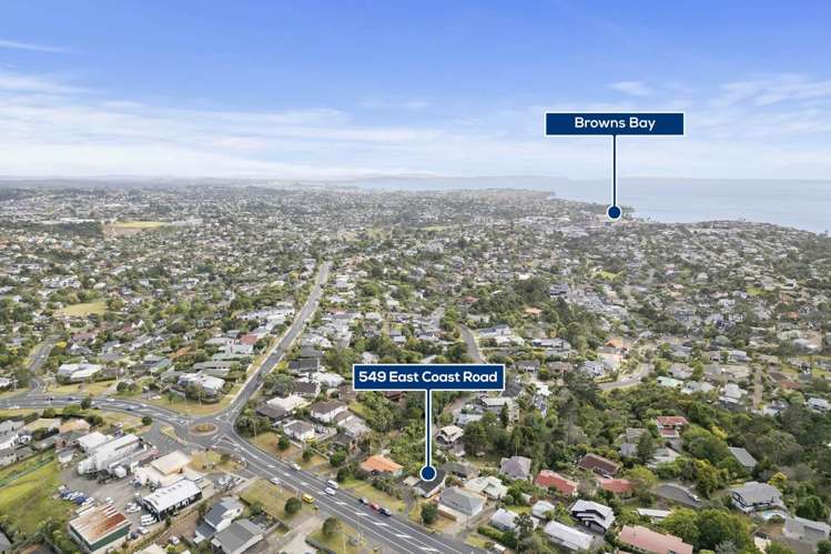 549 East Coast Road Browns Bay_19