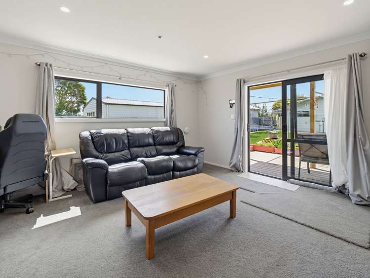 84 Grace Street Sanson_19