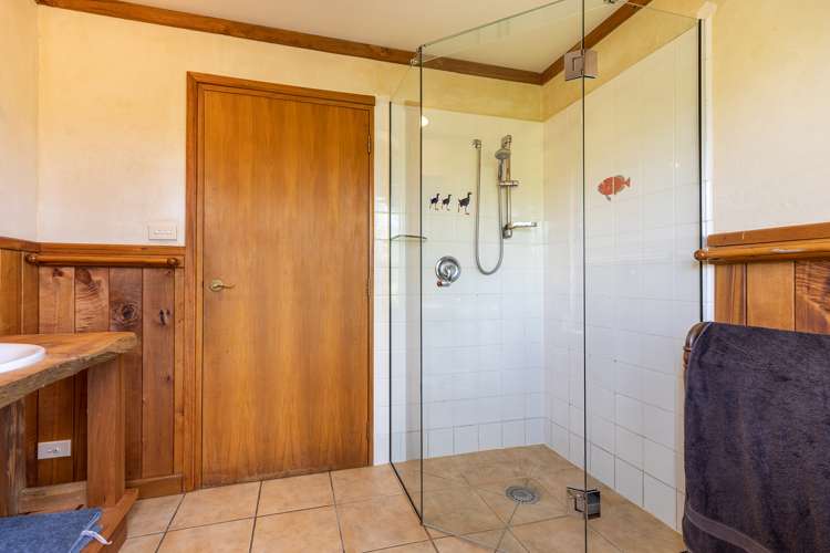 25 Lady Barkly Grove Kaiteriteri_13