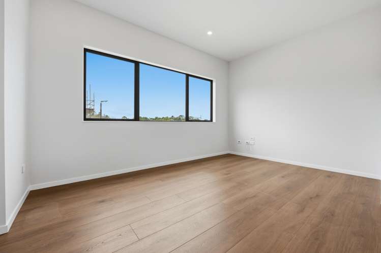8/20 Melia Place Stanmore Bay_24