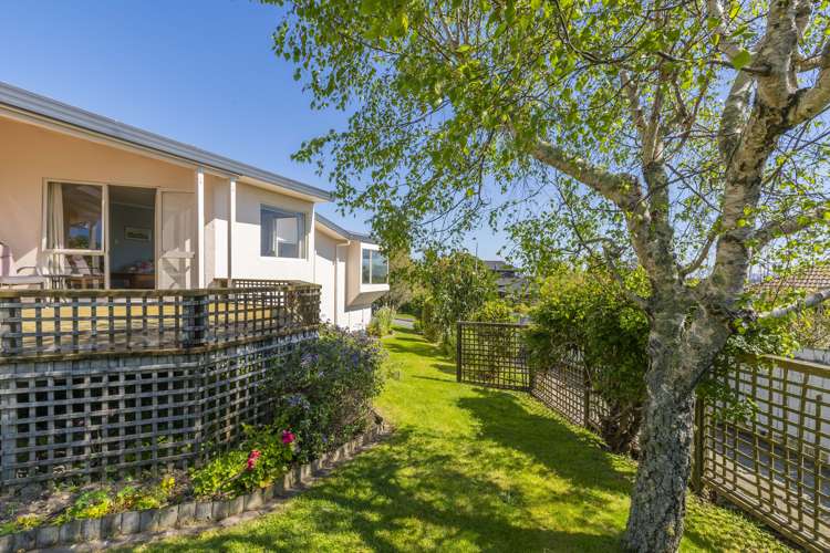 7 Amokura Street Waikanae_22