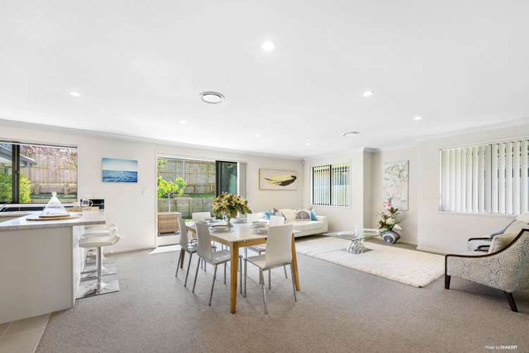 37 Sunningdale Street Wattle Downs_1