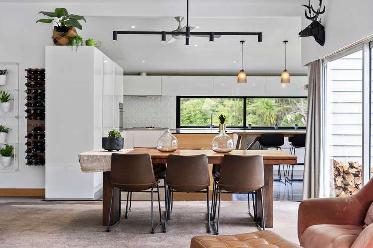 166 Godley Road Titirangi_10